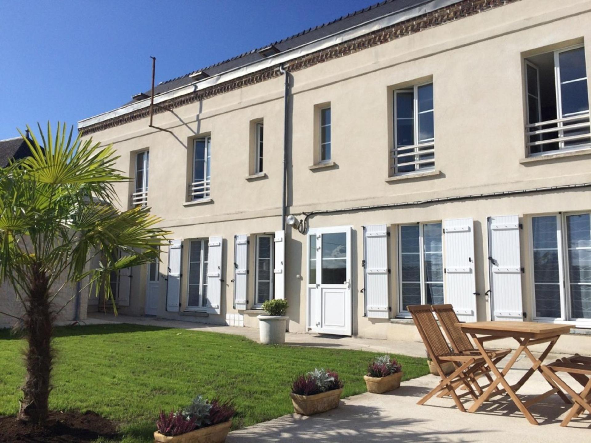 Le Clos Saint Martin Laon Exterior photo
